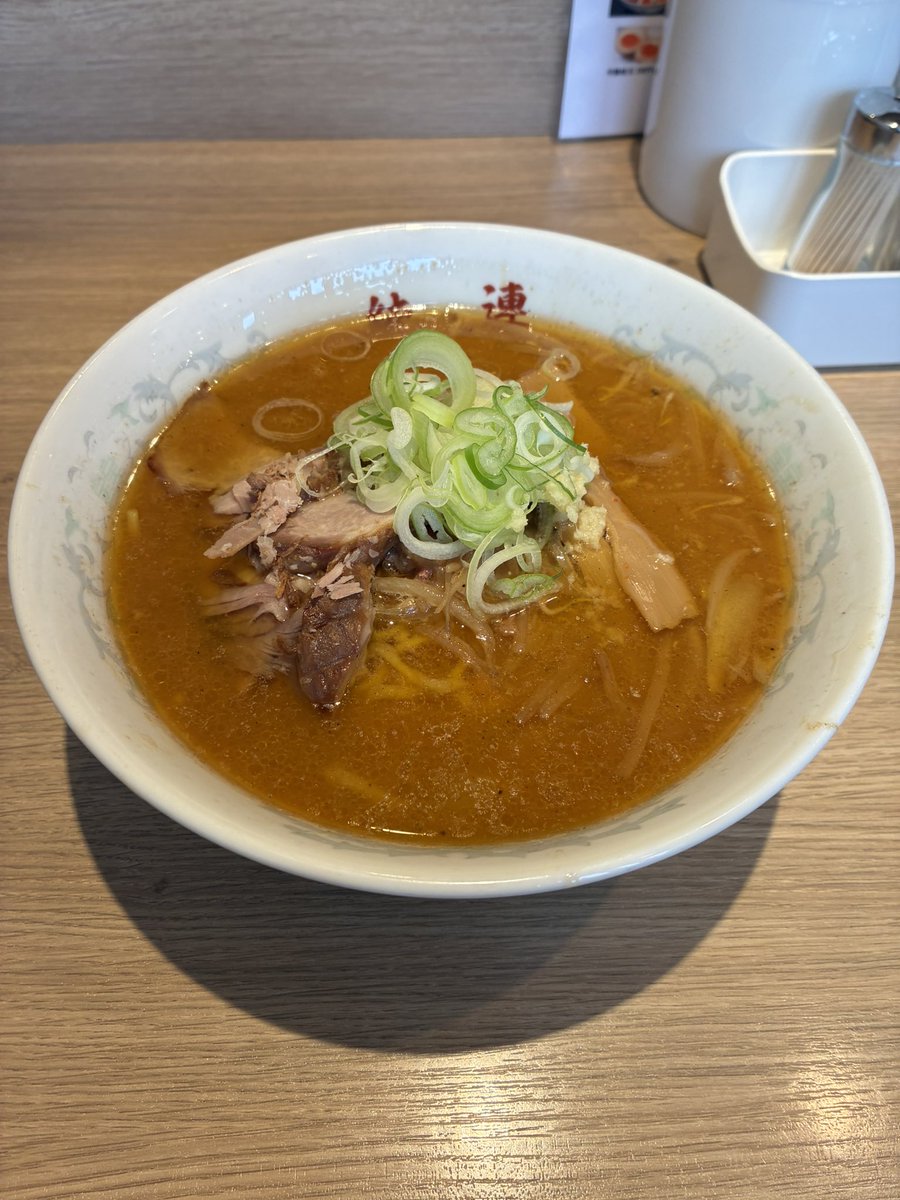 Uds0826's tweet photo. flying海豚を見るなどしました https://t.co/7tpnhuqSn6