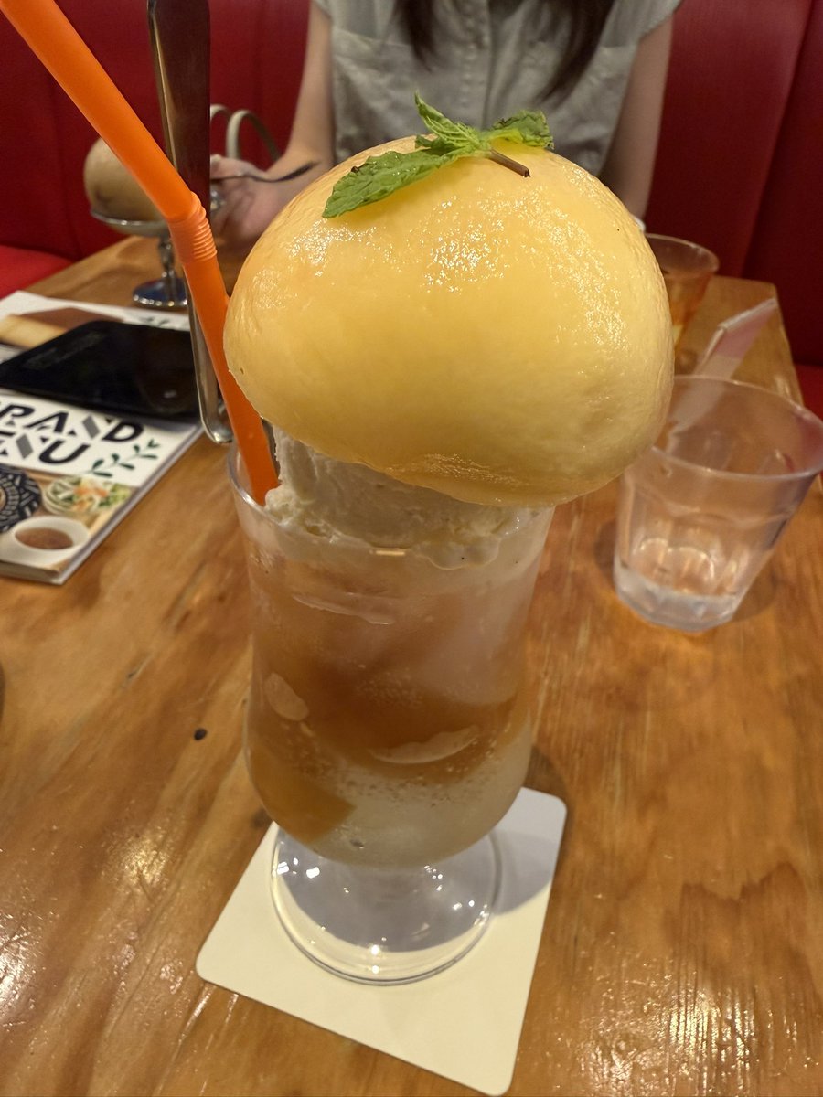 natunity_4575's tweet photo. 桃だぁぁぁあ🍑 https://t.co/XK3IKN1XfB