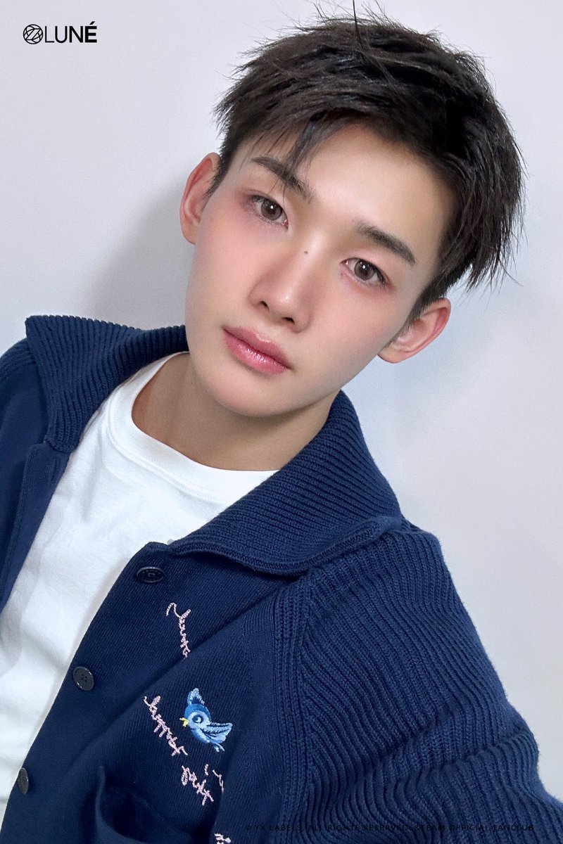 ajdrp_b's tweet photo. 으하하 귀여워 https://t.co/aNL1LE3nuP