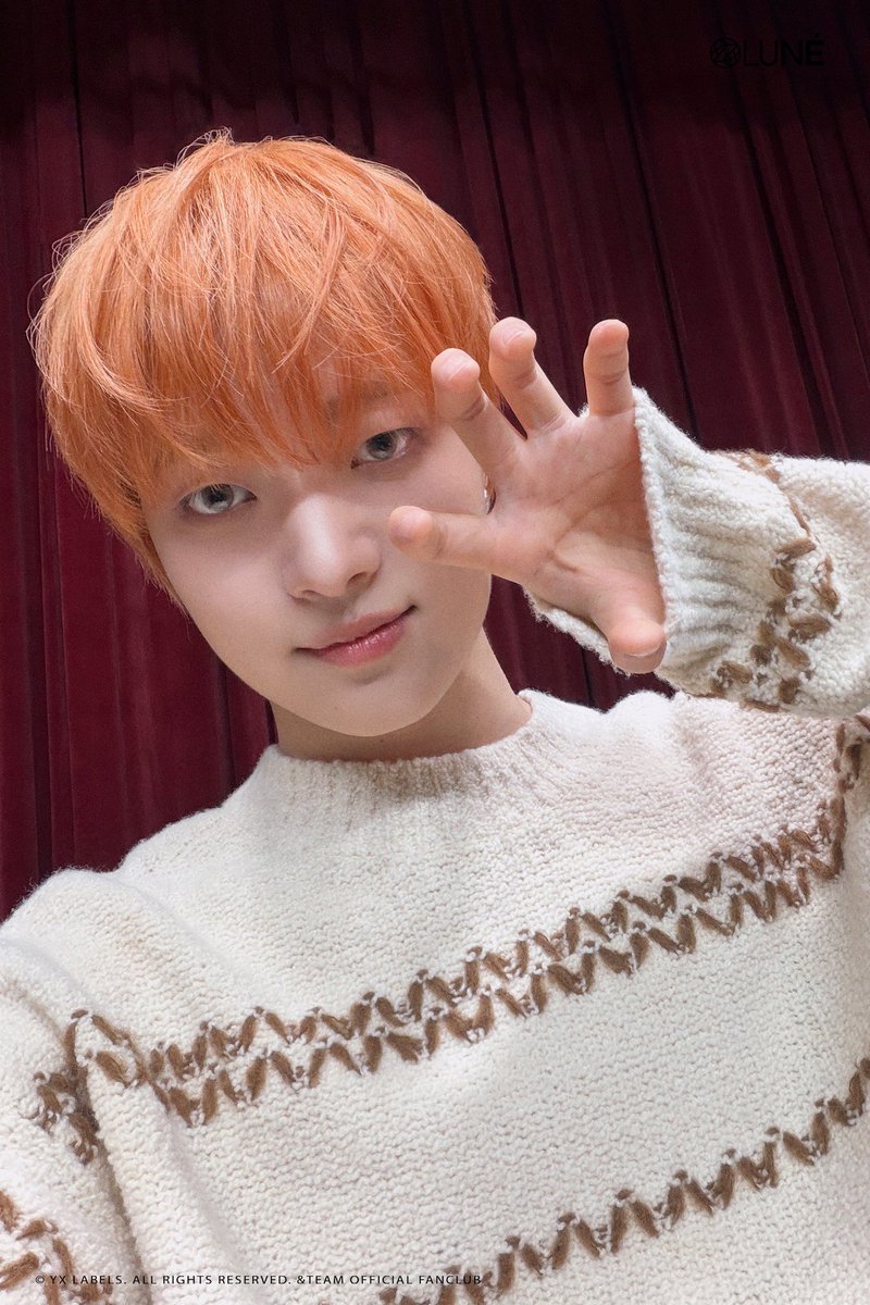 EuijooGlobal's tweet photo. 260730 ¦ mmbrshp:
&amp;TEAM 3rd EP 'We on Fire' Selfies

(📷 x7) https://t.co/WdbDnYpesJ