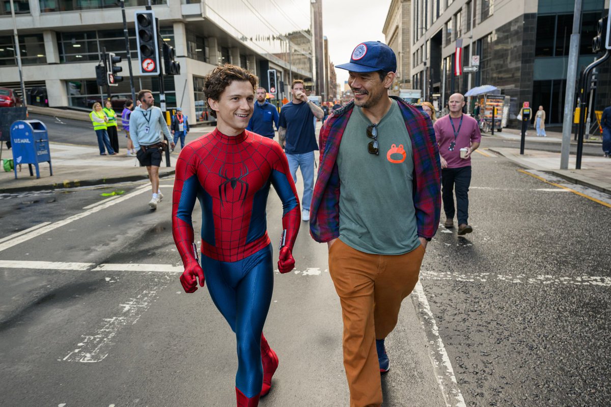 Amg3Mg's tweet photo. @miguelaraizac Por favor que Destin Daniel Cretton siga con el hombre araña https://t.co/LARu5sLGTn