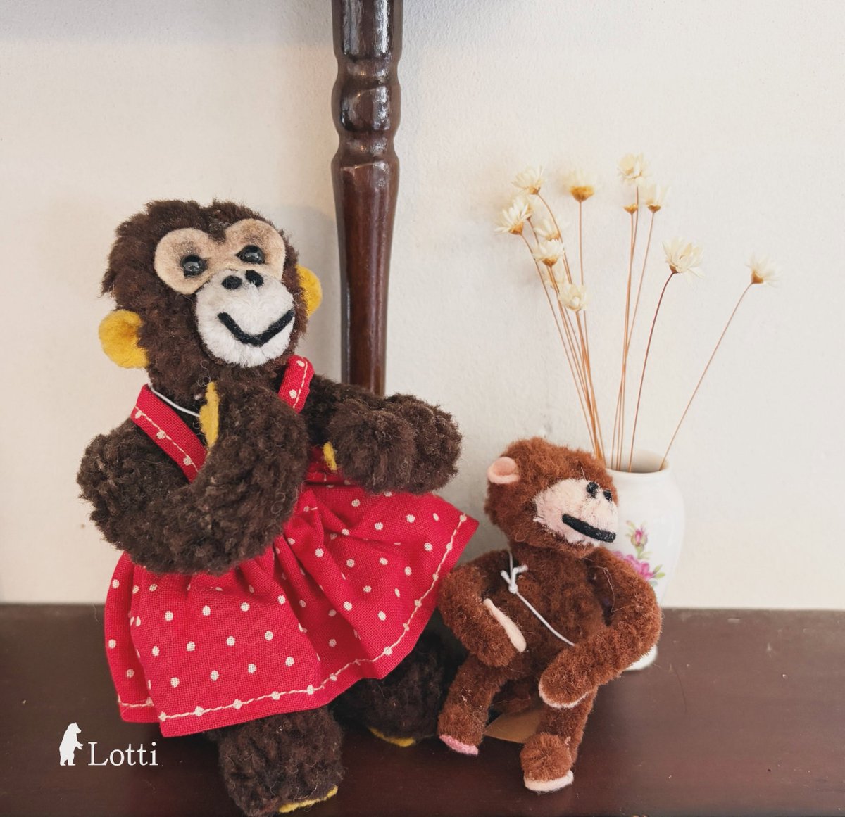 Lotti_room's tweet photo. 🌟Onlineshop更新🌟
モールアニマルたちをupしました
小さい子はおらず
中ぐらいから大きい子たち
何かと人気のおさるさん🐒
やっぱりかわいいうさぎ🐇
優しいお顔のライオン🦁
四つ足の象🐘やきつね🦊
いろいろいますよー
ゆるい可愛さがたまりませんね💕

https://t.co/h7nlX9qKq6 https://t.co/QSD6fJPzl9
