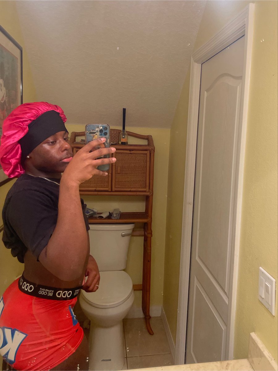 jaayytrix's tweet photo. kool-aid? 😂 https://t.co/PaVPYEjgUh