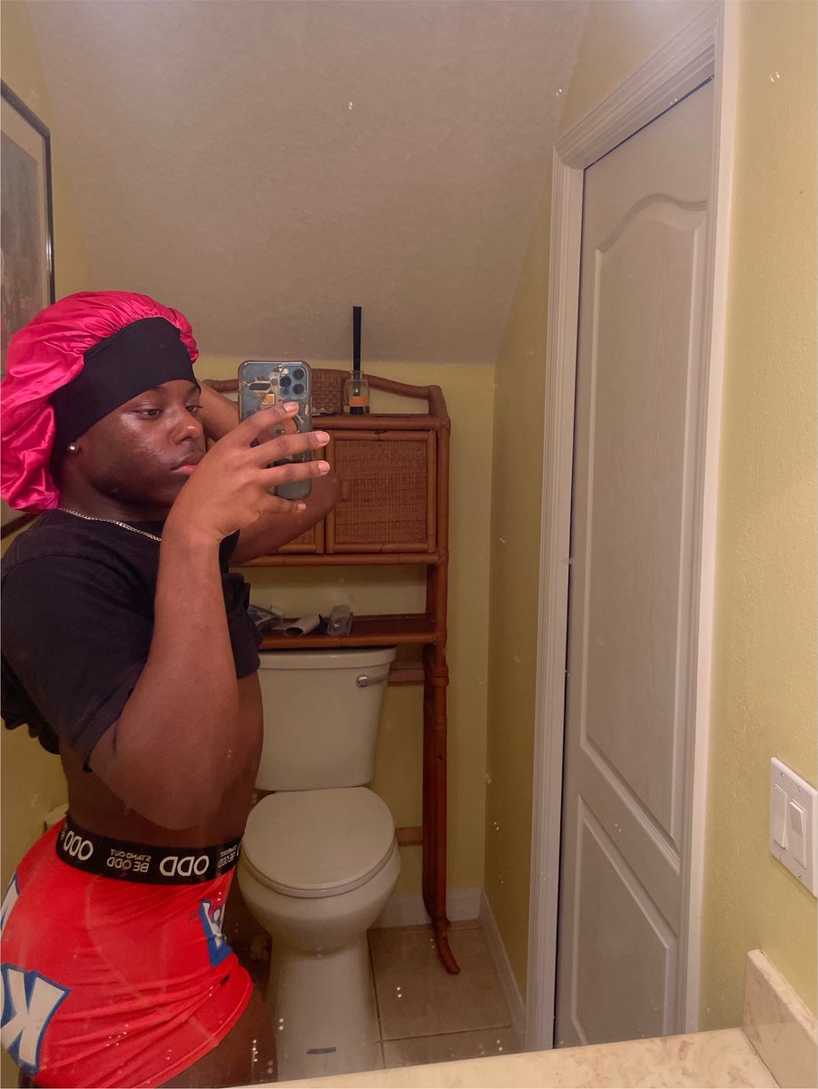 jaayytrix's tweet photo. kool-aid? 😂 https://t.co/PaVPYEjgUh