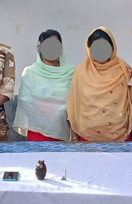 ReporterRimli's tweet photo. Arms trafficking fuels violence, instability and organised crime.

In a major crackdown, #ManipurPolice arrested two women allegedly involved in the illegal procurement, transportation and sale of arms and explosives after intercepting them with a hand grenade meant for sale. 

Dismantling such networks is vital for lasting peace. 

#Manipur #ArmsTrafficking #Security #NortheastIndia 

@HMOIndia @AmitShah @RahulGandhi @YKhemchandSingh @NBirenSingh
@ArvindKejriwal @TheBlueHills49 @meiteiheritage @PoknaphamNews @Kuki_Inpi @Kamginthan40473 @NagaZapu @the_hindu @republic @IndianExpress
@ANI @PIB_India @PTI_News