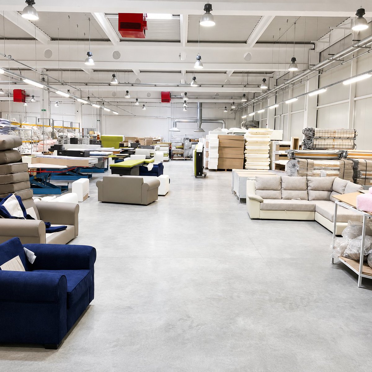 KBCentar's tweet photo. 🛋️ TOP SOFA VRANJE – OSVETLJENJE SALONA ITALIJANSKOG NAMEŠTAJA ✨ https://t.co/RJjsiQoykn