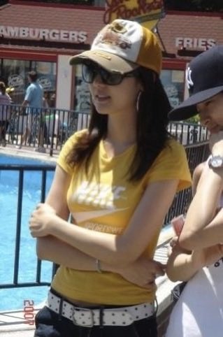TheTimmiWay's tweet photo. Korean fashion in the 2000s 🔥 https://t.co/h20vv9m2TT