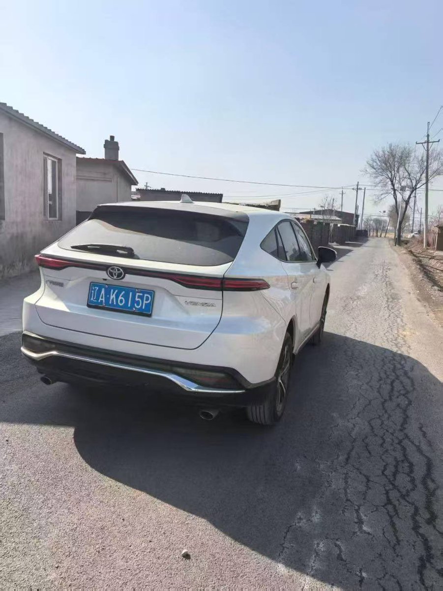 Diylonfleet's tweet photo. 2022 Toyota Venza

• Low Mileage
• Shipping &amp; Customs Duty Included
• No Extra Charges
• 70% Deposit, 30% Balance on Arrival

Price: 28M (to Nigeria)

Smooth, reliable, and stress-free delivery.

DM to secure yours. https://t.co/CGazsW1RnS