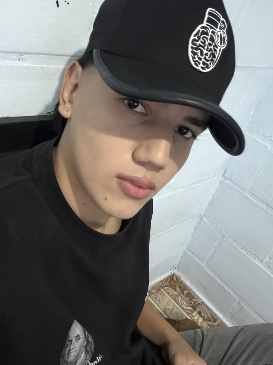 castrox1103's tweet photo. 😈👦🏻 https://t.co/UhosNai1oE