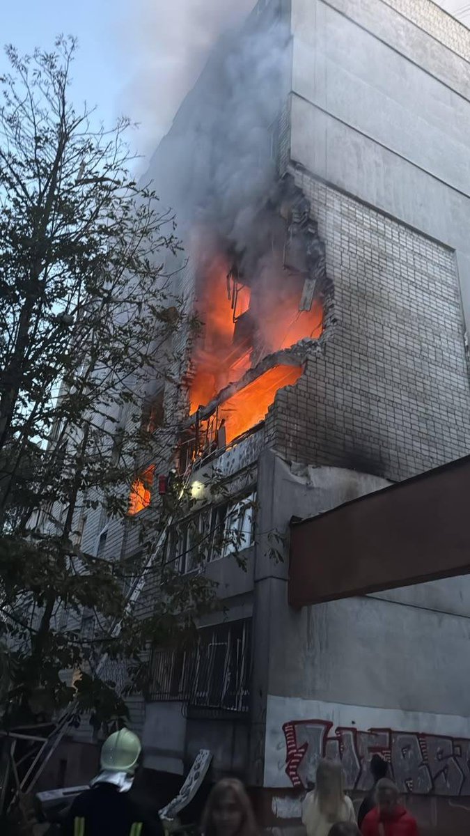 jurgen_nauditt's tweet photo. Russian attacks on Lviv in western Ukraine. As always, the filthy terrorists targeted civilian sites. https://t.co/NdaamlUkSV