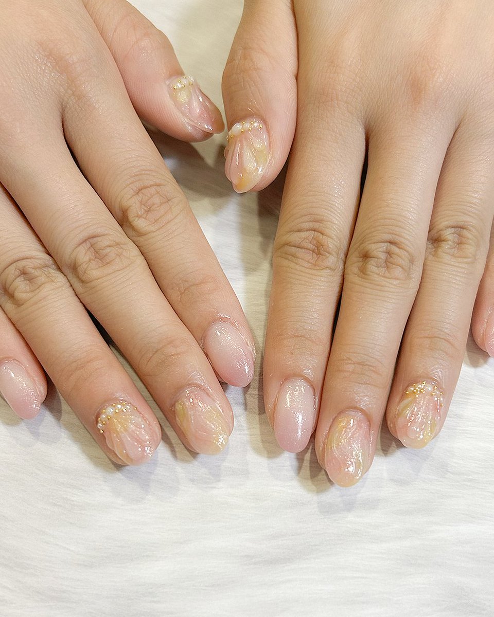 Qunt_nail's tweet photo. #ネイル #ネイルデザイン
オフィスでも大丈夫なピンクカラーのマーメイドデザイン🧜‍♀️ https://t.co/FkiWIviVij