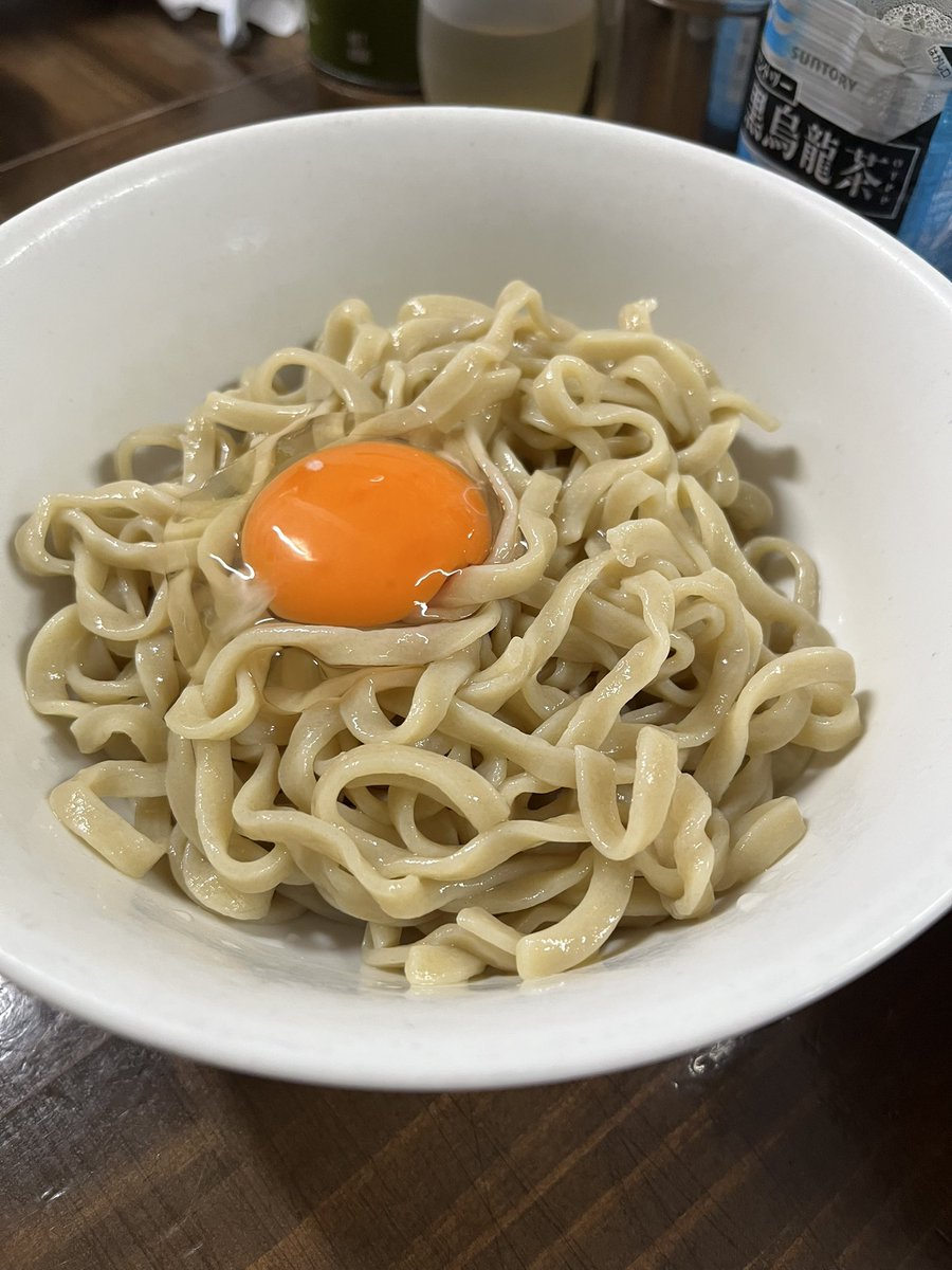 tomesuke051's tweet photo. ラーメン武丸 さんへ訪麺

ミニつけめん🍜うずら🥚生たまご🥚Atp

しっかり冷水で〆った武丸謹製ゴワムチ麺は美味い🤩ツケダレの甘じょっぱさと濃さがこれまた食欲をそそる⤴️アブラもうんまいしチャーシューも🐴🐴今日は量少な目にして余韻で楽しむ🤤
美味い逸杯に感謝😋ごちそうさまでした https://t.co/TBKAsc1YSO