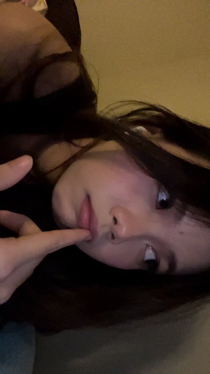 xeusouxee's tweet photo. mukanya 🤓 https://t.co/xYQOeKSxNO