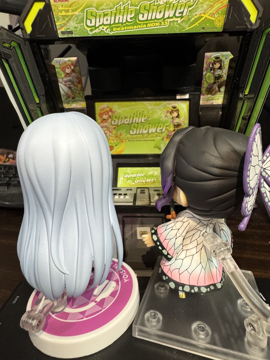 rem_arisu's tweet photo. 寺とボルテのデスクトップアーケードコレクション取ってきた！寺だけ組み立ててみたけどｶﾜｲｲ"(∩>ω<∩)"‼️
セッティングに2時間かかった(不器用人間) https://t.co/FKigT2Dhdp