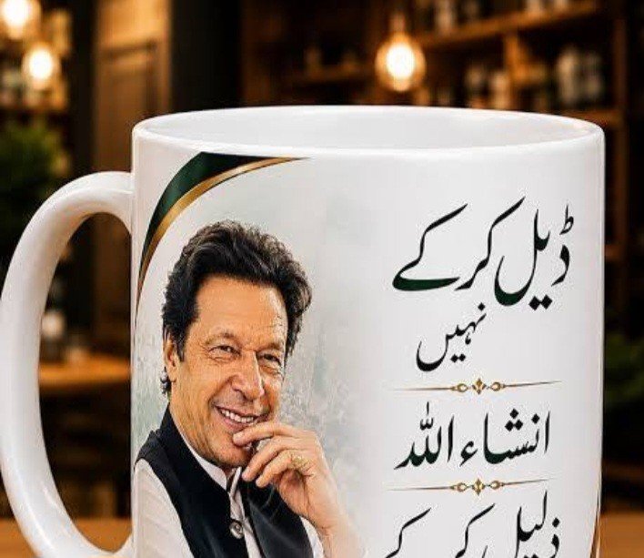 zahy_12's tweet photo. *پھولوں کو دیکھا تو پتہ چلا کہ _______❤️‍🩹🥺*
 *لوگ توڑتے اسے ہیں جو بہترین ہوتے ہیں 💔🥲*
#قافلہ_ادب #Zahy_Ke_Chutkale https://t.co/jEoLctUuxH