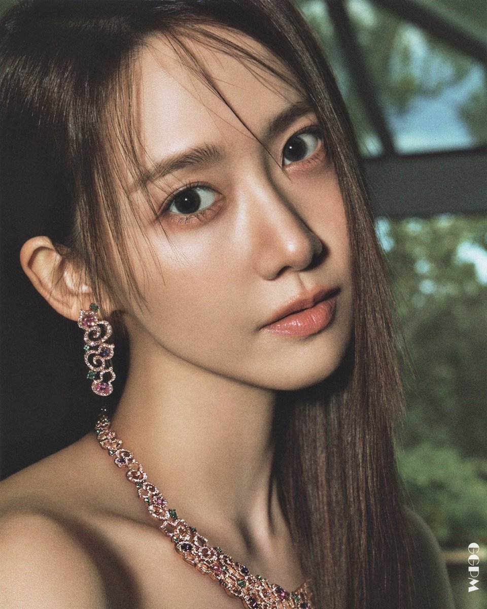 franky___a's tweet photo. 260730 YoonA - Dazed Korea August Issue with Qeelin's Interview
Cr. ggpm2012
https://t.co/ItaR3zOhdw
#YoonA #윤아 #임윤아 #LimYoonA https://t.co/tNlbZuBugN