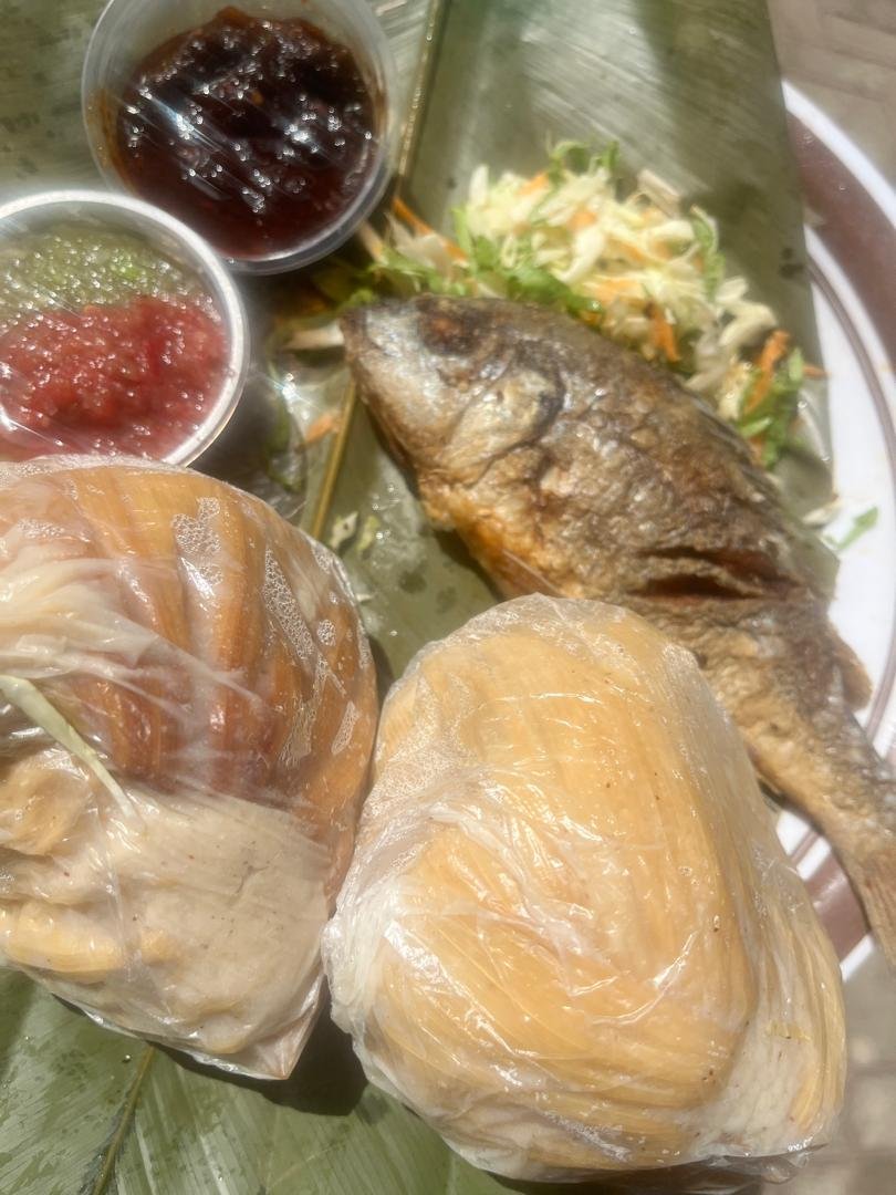 mba_oven's tweet photo. MBA Kenkey available at 56 Nii Nortei Nyanchi Street Accra, Dzorwulu every Monday to Friday from 7am to 2pm.
Place your order NOW!
Call 0508615105.
#MBAFoods #Kenkey #Salad #Leaves #Chicken #Fish #Meat #Egg #Sausage #Tilapia #Shito #Stew https://t.co/cWUa88dZgJ