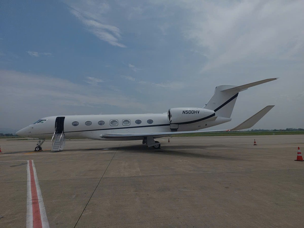 TNT_AVIATION's tweet photo. Thank you, Kohler Co.
Every flight you take with us is a vote of confidence. We are honored to provide the best service and support for every flight our passengers take.   Thank you for choosing the T&amp;T Co., Ltd Team.
#aviation #TravelSmart #privatejet https://t.co/NafXmA3fxY