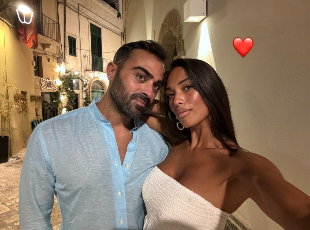 francy89372's tweet photo. Ecco i #gianfede  tra le strade della meravigliosa Monopoli 😍💗 buona estate ragazzi 🌞🏖️🌊 https://t.co/aIgynwQdOw