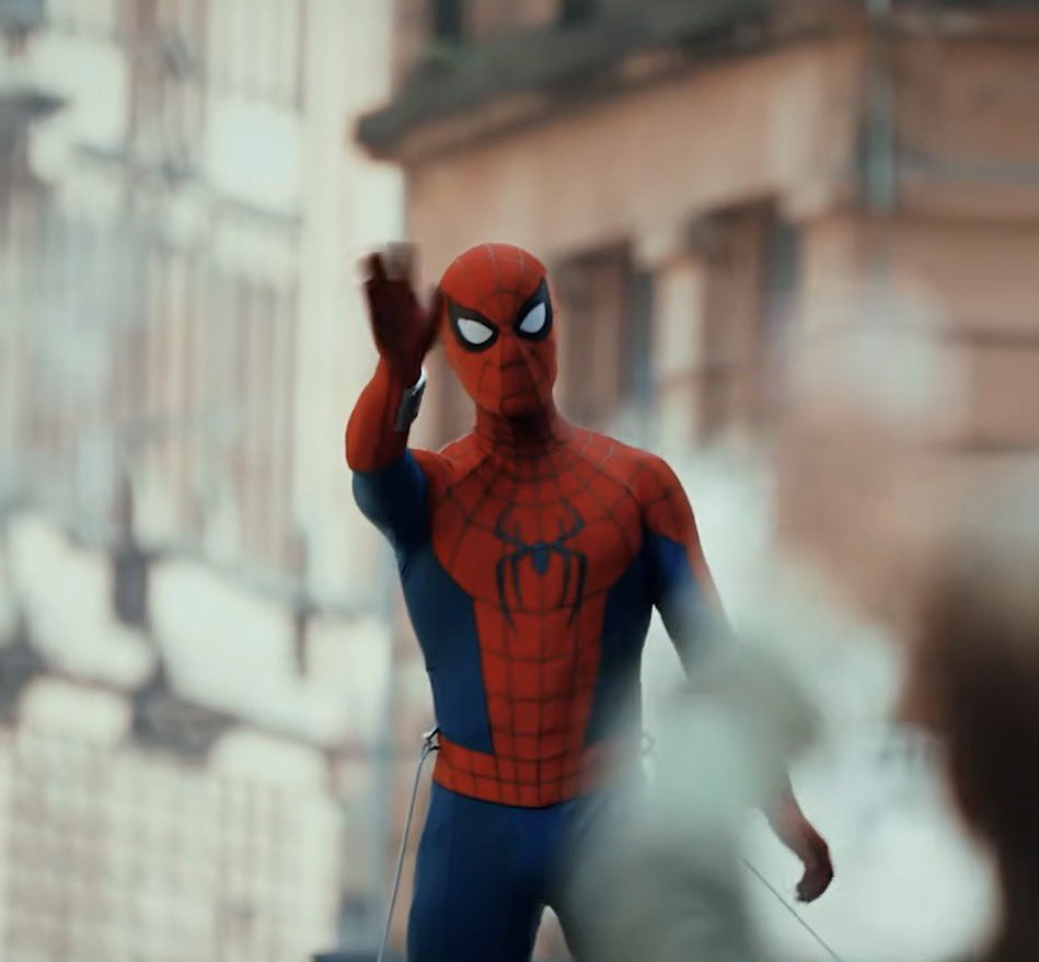 TheMoviesRain's tweet photo. ขอบคุณผู้กำกับ เดสติน แดเนียล เครตตัน ที่เขียนจดหมายรักแด่ Spider-Man แทนเราทุกคน 🕷️❤️

#SpiderManBrandNewDay https://t.co/afCjtiRaxm