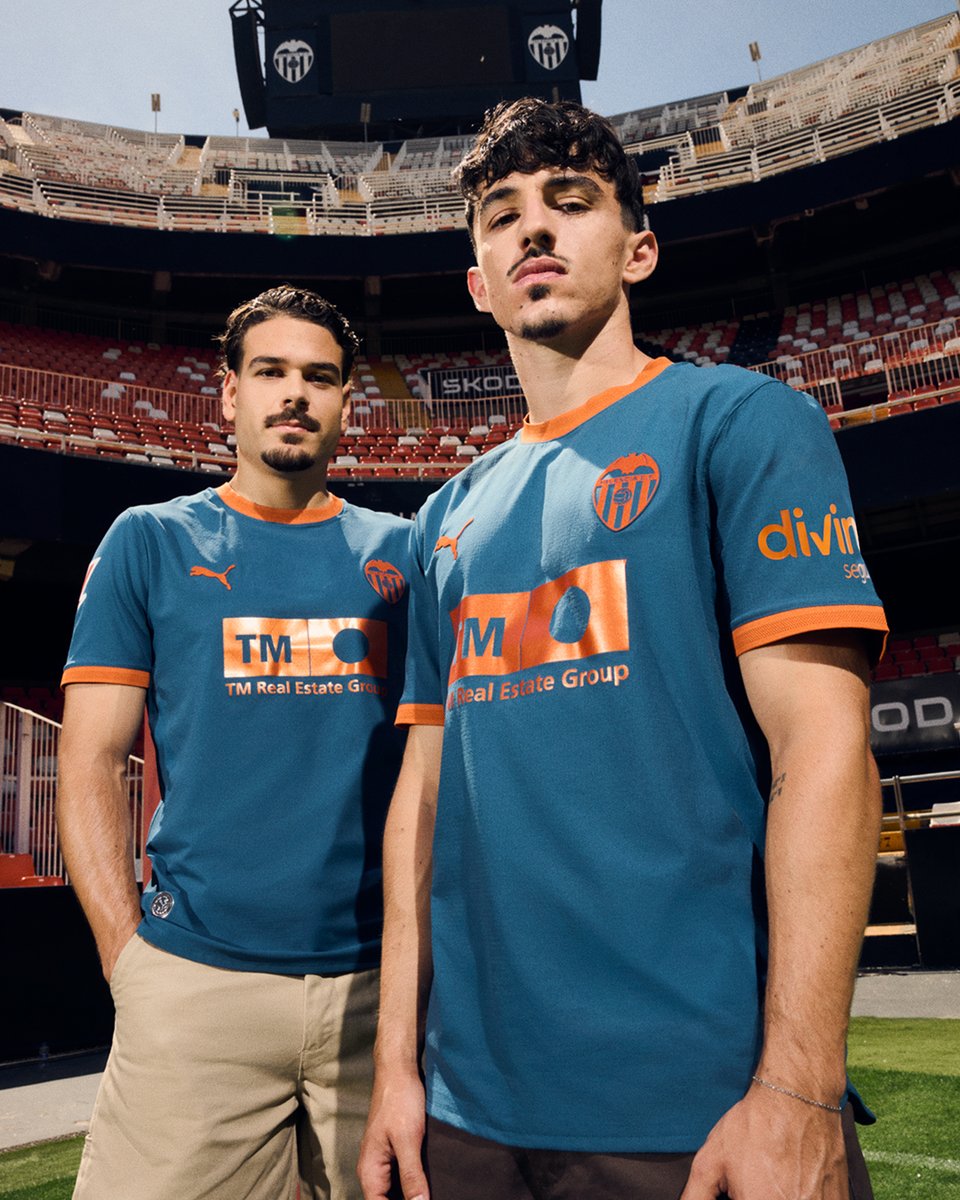 valenciacf's tweet photo. El Valencia CF y PUMA presentan la equipación AWAY 2026-27, inspirada en la esencia del Mediterráneo

@valenciacf ❎ @pumafootball