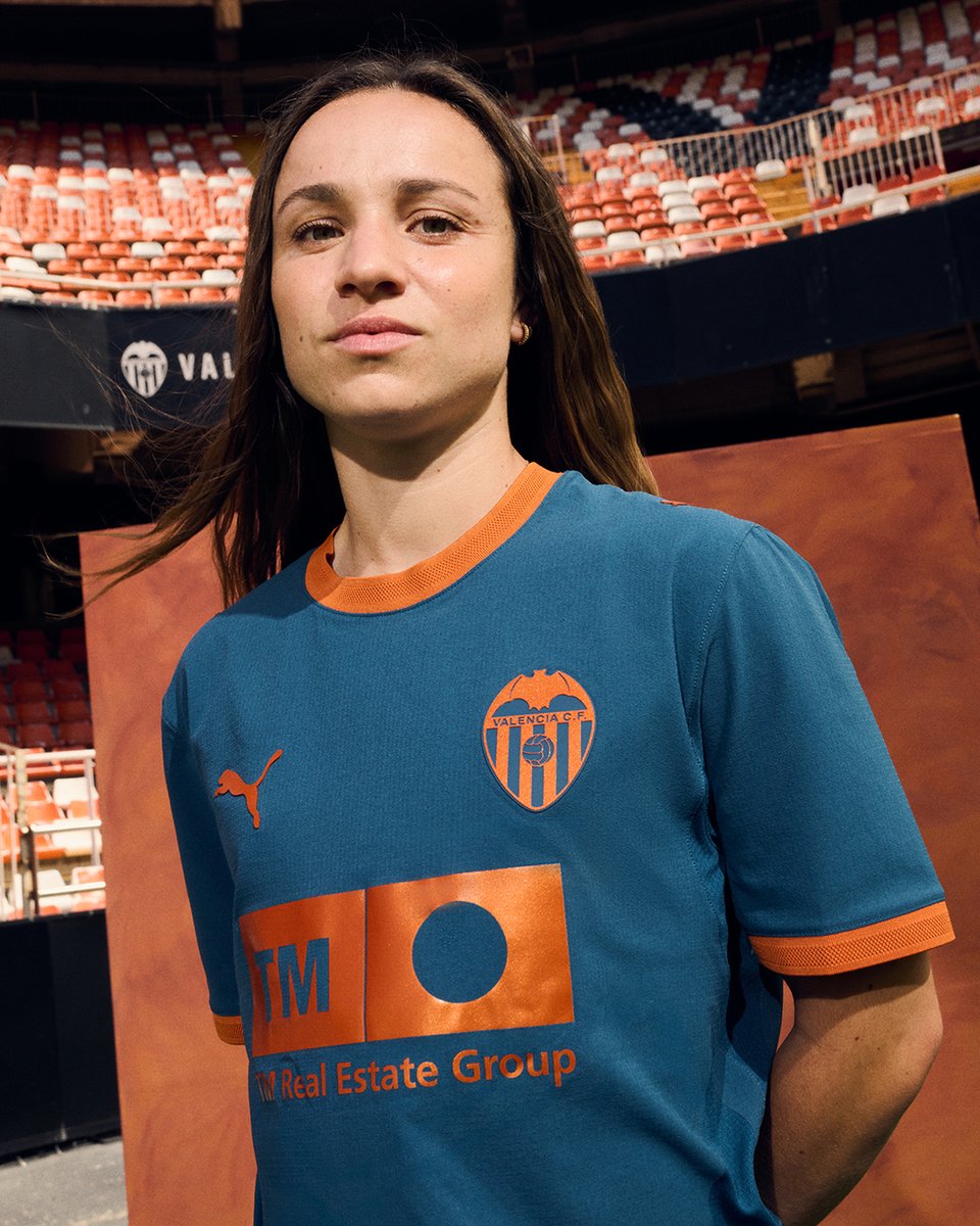 valenciacf's tweet photo. El Valencia CF y PUMA presentan la equipación AWAY 2026-27, inspirada en la esencia del Mediterráneo

@valenciacf ❎ @pumafootball