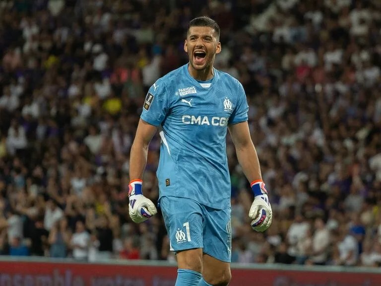 Mcfc_City17's tweet photo. BREAKIKG - Manchester City want Geronimo Rulli to replace James Trafford as their new backup goalkeeper. Olympique Marseille is fully aware of this interest, and the player is reportedly very keen on making the move happen soon. ✊

[@FabrizioRomano]

#mancity #marseille https://t.co/daJjfApxgw