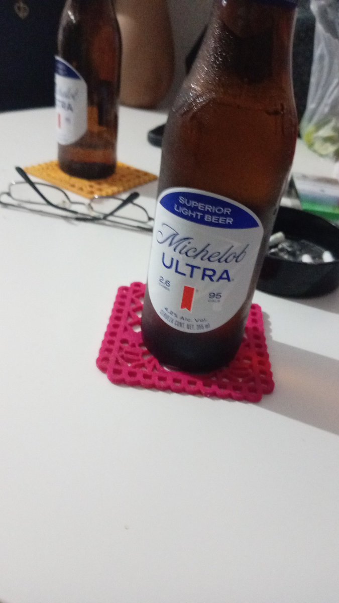 ariidm's tweet photo. Que culpa tiene el miércoles de no ser viernes https://t.co/q1Xcb4cGqK