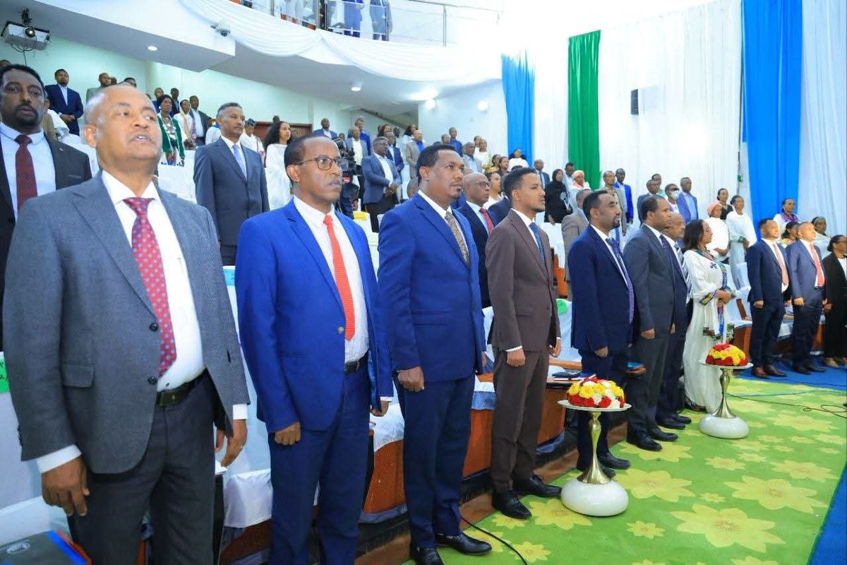 AppAmhara's tweet photo. The Amhara Regional Council has begun its session! 

The 6th round, 5th year, 12th regular session of the Amhara National Regional Council, which will be held from July 23/2018 to July 26/2018, has begun. 

#Prosperity https://t.co/KxTDyLldhk