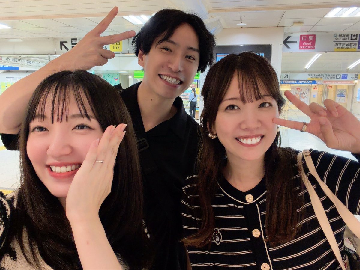 hachishiro2025's tweet photo. はちみつシロップDAY🍯
来てくれた皆さまありがとうございました！！！

終わって来年1月の公演の作戦会議もしたので楽しみにしててください🤍 https://t.co/dvrkLut6QC