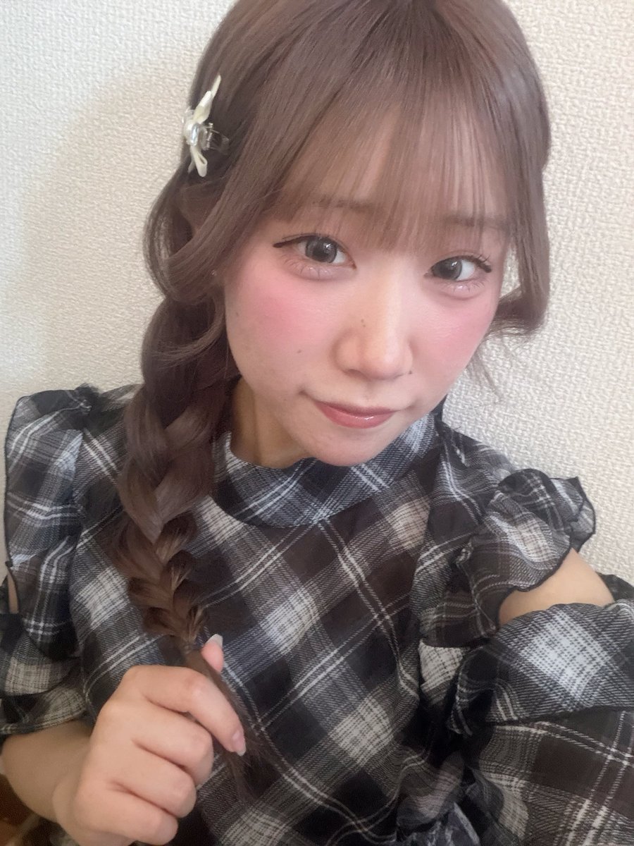 chia_sph's tweet photo. おそよう꜀^. ̫.^꜆🩵ᩚ

テストが終わって無敵のわたしは一日中ドラマと映画を見てた💖
君の膵臓をたべたいで人生はじめて号泣したよ……ɞ̴̶̷̥⩊ɞ̴̶̷̥

みんなのお気に入り映画おしえて( σ̴̶̷̤. σ̴̶̷̤ )🩵ᩚ

 #ちあとちあわせ https://t.co/S4pHGcgyyK