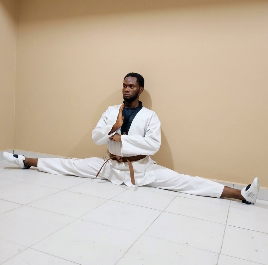 Kinglydavid01's tweet photo. Happy birthday to me.  😇🥋🎂🥂 https://t.co/VWhVP2xkey