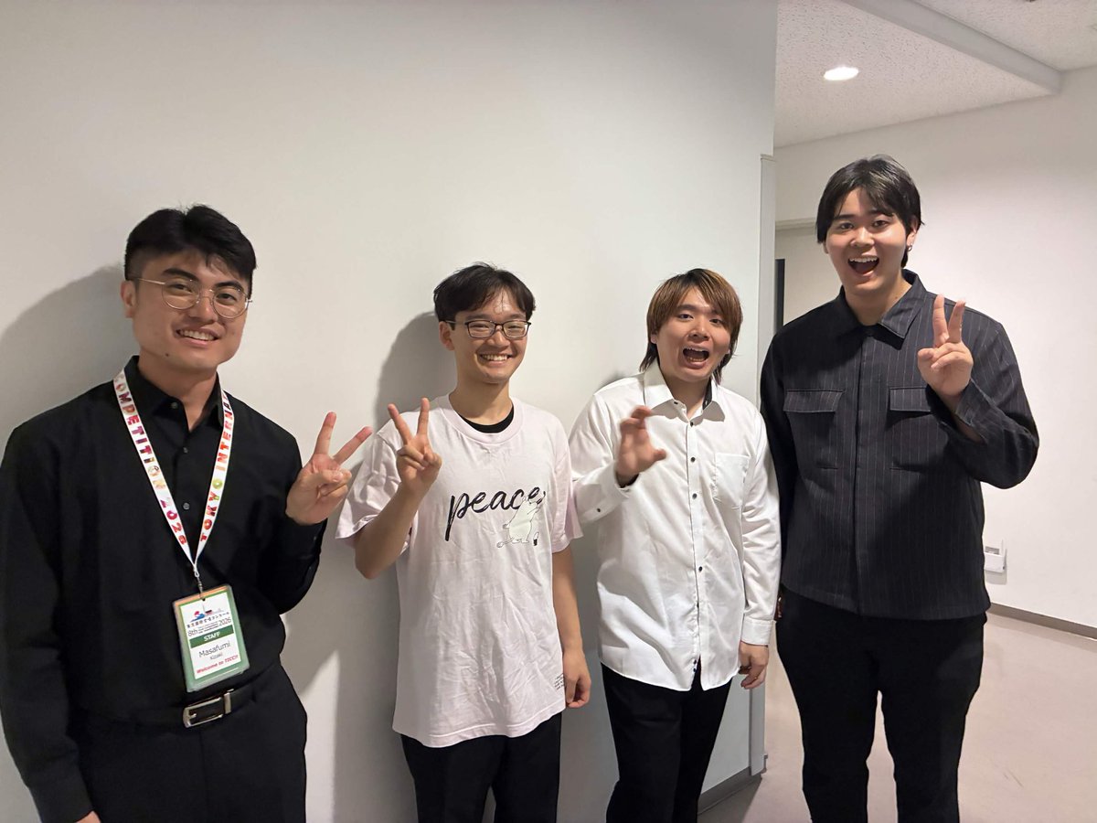 VocesVeritas's tweet photo. 🎐ぼーべーの活動🎐

7/24~7/26は東京国際合唱コンクールのスタッフを、7/27は東京都合唱祭に向けた練習を、7/28は上杉清仁先生によるボイトレを、と充実した日々を送っておりました🙌

東京都合唱祭には8/1の17:20頃からの出演となります！
新たな仲間を迎え入れたぼーべーの演奏をぜひお聴き下さい🌙 https://t.co/ssFkyCW3Y4