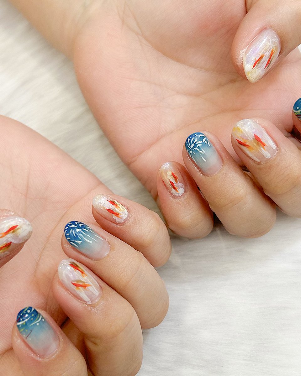 Qunt_nail's tweet photo. #ネイル #ネイルデザイン
定額ネイルの色違いです。
好きなカラーの水風船にして夏気分をあげてみませんか？🎆 https://t.co/287Sj2jgVu
