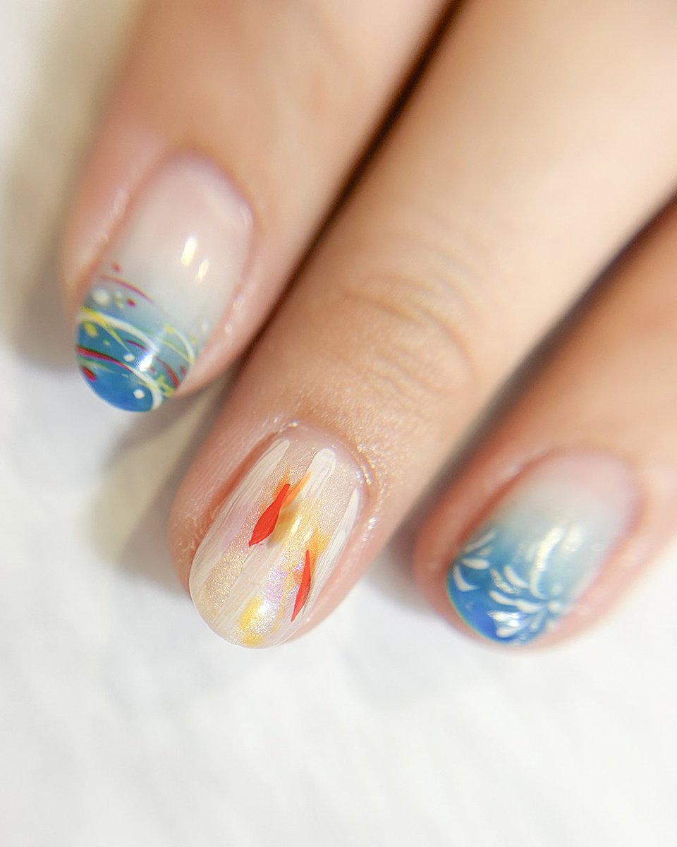 Qunt_nail's tweet photo. #ネイル #ネイルデザイン
定額ネイルの色違いです。
好きなカラーの水風船にして夏気分をあげてみませんか？🎆 https://t.co/287Sj2jgVu