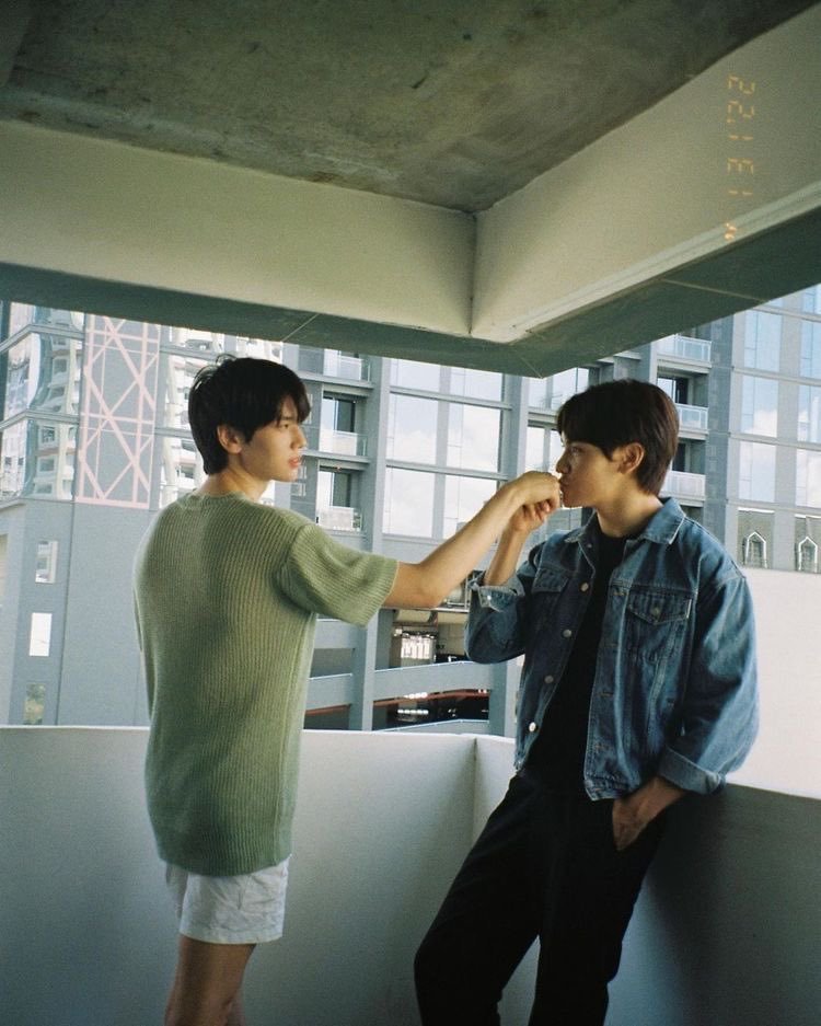 XDalmaTianX's tweet photo. If this isn't love, then I don't know what is 🥹🤏🏻

#จุงดัง #JoongDunk https://t.co/kwOZqYRiPg