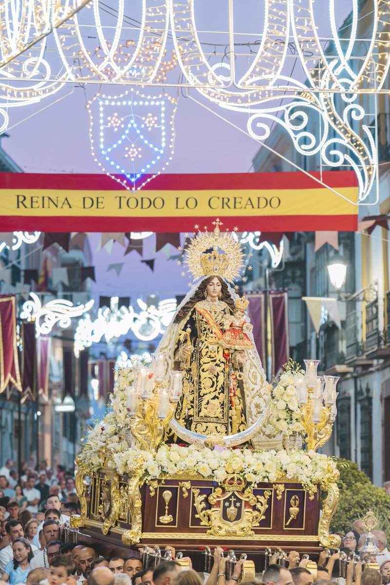 Patrona_Rute's tweet photo. |CRÓNICA Y GALERÍA|

LA VIRGEN DEL CARMEN PASEÓ POR RUTE EN UN MULTITUDINARIO TRASLADO PROCESIONAL A SANTA CATALINA
📸 @ergitanito

https://t.co/4MIcvK5gkt https://t.co/QnG1tryfi2