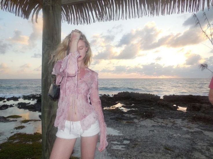 lilbitdrxmatic's tweet photo. ⋆˙⟡ super late summer intro post ⟡˙⋆

౨ৎ 20
౨ৎ 5'5 (165 cm) 
౨ৎ cw: 118lbs (53.6kg)
౨ৎ gw: 110lbs (50kg)
౨ৎ ugw: 99lbs (45kg)

#edrtwt #anatwt https://t.co/i4QsZ5fOlg