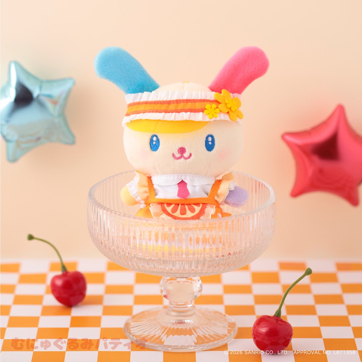 KTS__official's tweet photo. #ウサハナ POP-UP STORE ×むにゅぐるみパティオ 🍊

🍒新商品販売決定🍍

🧡フレッシュダイナー むにゅぐるみマスコット

ウサハナがポップなダイナーコーデにへんしん🍊✨
フルーツたっぷりのリボンがキュート🎀

場所：東京駅一番街 東京キャラクターストリートG階段下ワゴン&オンラインプラザ
期間：2026年7/31(金)～8/13(木）

🌈イベント詳細はコチラ🌈
https://t.co/g1xoh6idGf
