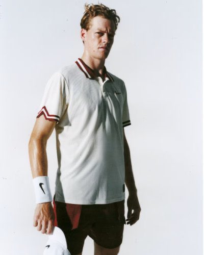 sinnervideos's tweet photo. Jannik Sinner’s US Open kit 🗽🦊 https://t.co/O9rsdFJfT3