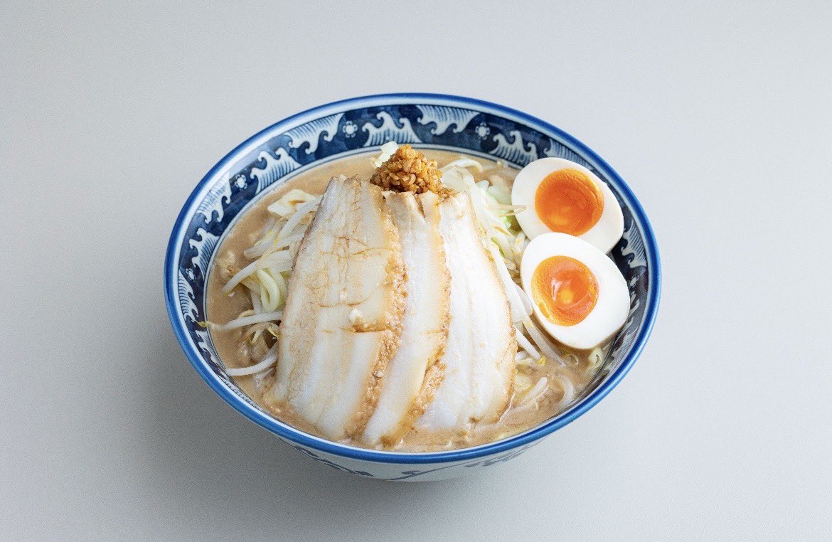 ramenstandota's tweet photo. お昼ご来店ありがとうございます🌼

夜営業17:00-21:00

“鰹昆布水つけ麺”

日本一醬油
木桶醬油の
ブレンド醬油を使用しております☝️

夜もよろしくお願いします！ https://t.co/wSDkEBtGZr