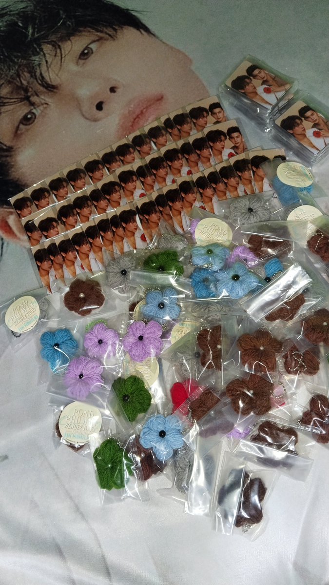 JeanOrlanda's tweet photo. @erinjkp Hello do you want to  trade ref magnet and keychain 😊😊 https://t.co/YXqqAjBiII