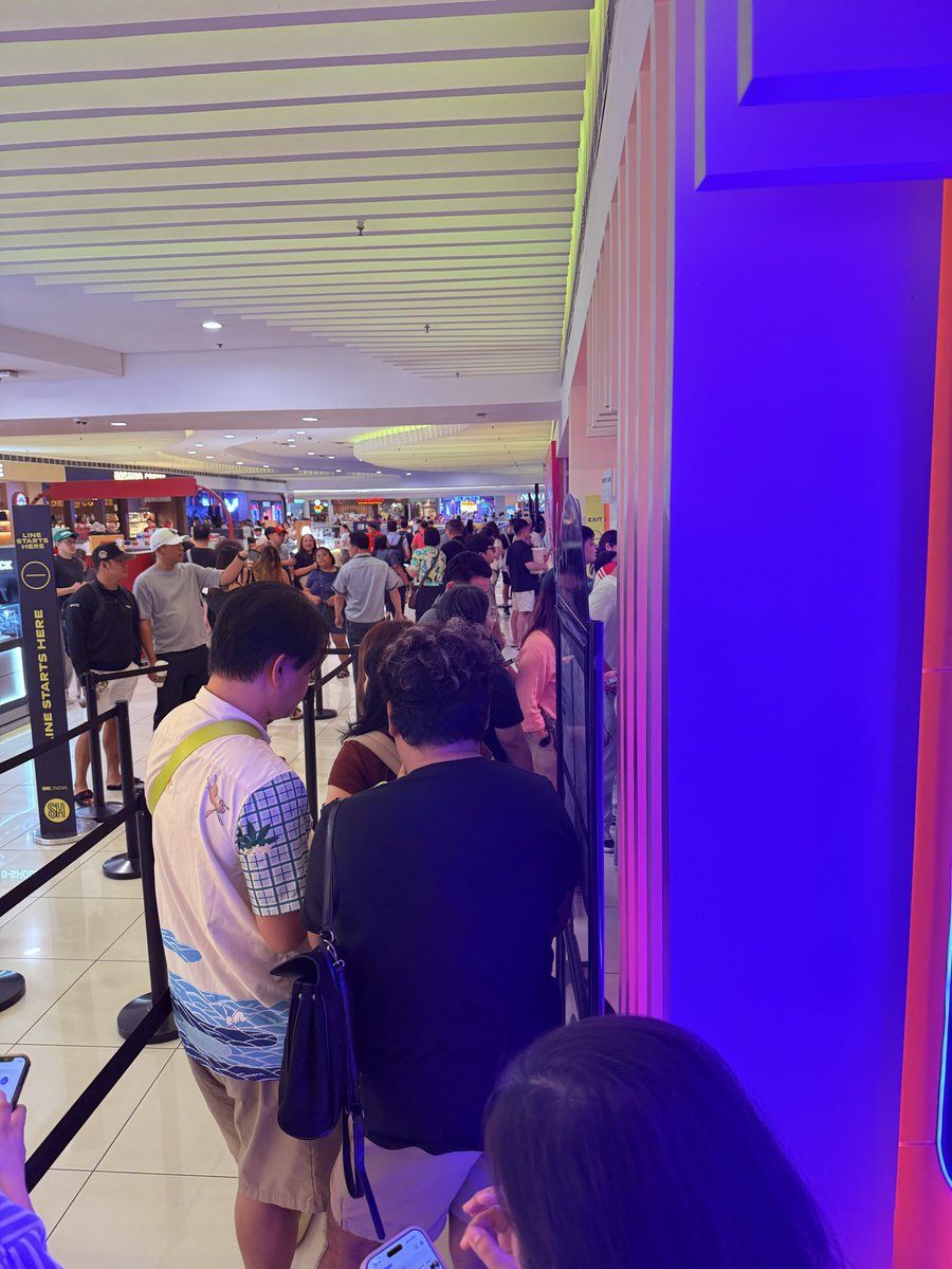 prettykhim05's tweet photo. JUSKO ATE Regine kinakabahan aq hahah sana makaabot sa tiket 

#finalle #reginevelaquezconcert2026 https://t.co/HjdZudUGeP