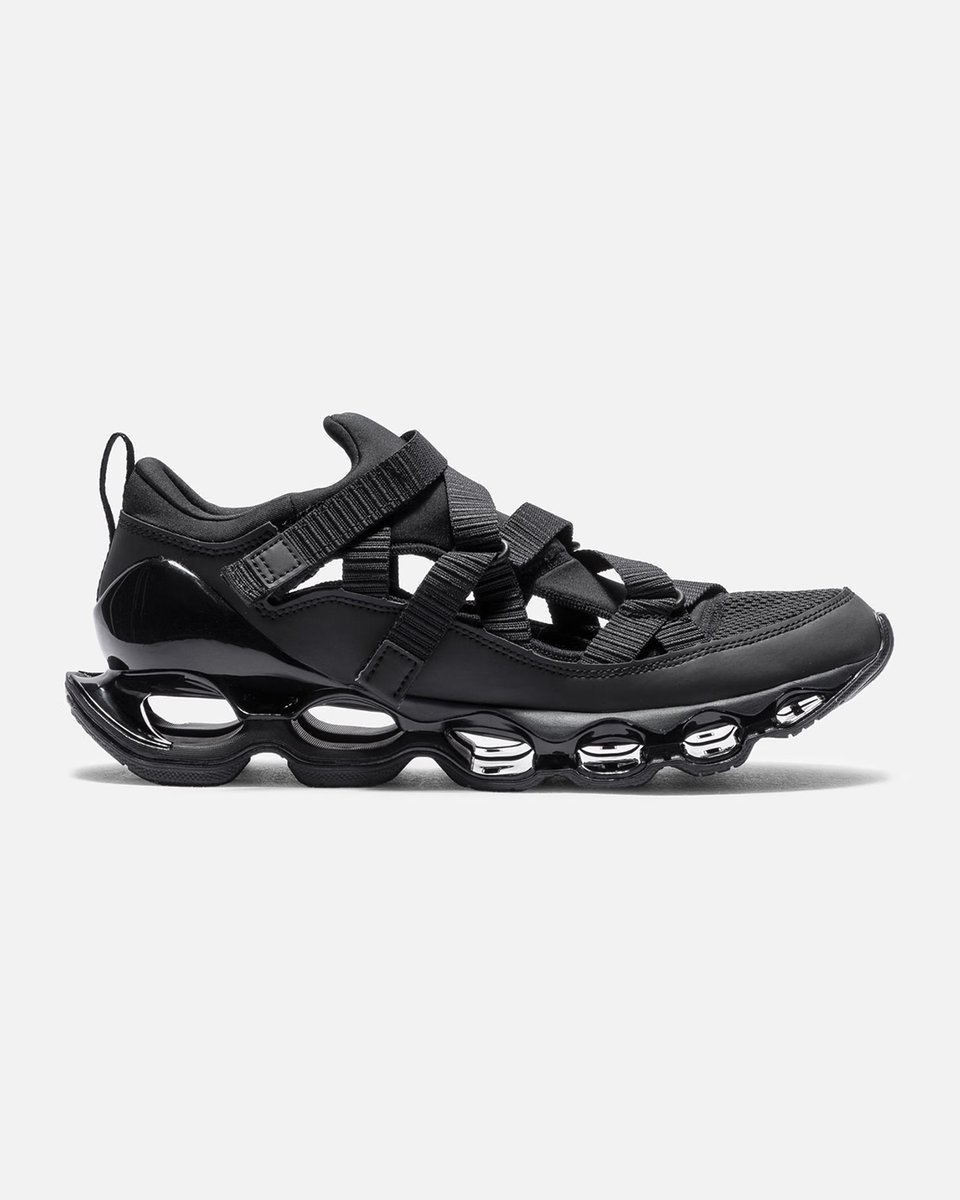 hbx's tweet photo. WAVE PROPHECY Strap in Black available now at https://t.co/Jk79YNcGkS.

🔗 https://t.co/jxx3JNubrp https://t.co/8BlTD6aESr