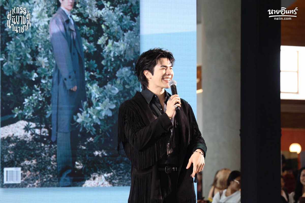 naiin's tweet photo. ภาพบรรยากาศกิจกรรมเปิดตัว MY LIFE : MILE PHAKPHUM PHOTOBOOK ที่งาน #มหกรรมนิยายนานาชาติ2026 💚 
⠀
#MyLifexMilePhakphum #MilePhakphum #AMARINTVHD34
⠀ https://t.co/qjkc58xrSc
