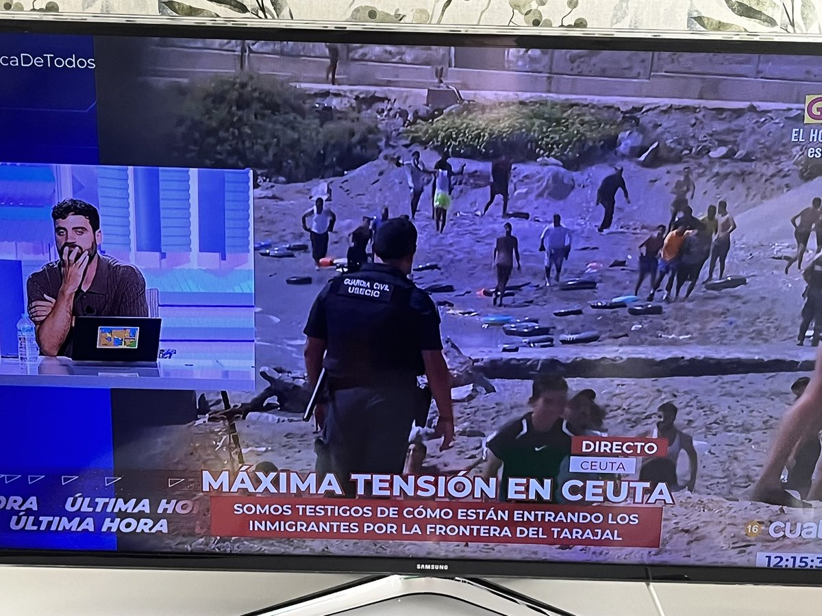 pinyarin's tweet photo. La invasión 
Hemos vuelto al año 711? https://t.co/rOKUI7MZOw