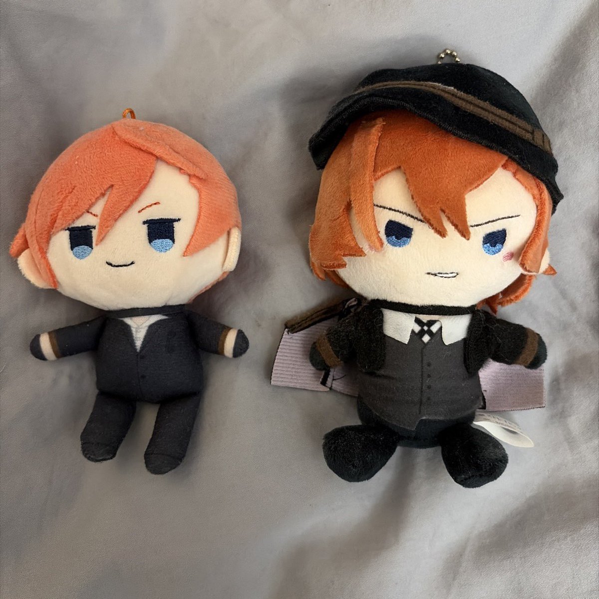 lqsyck's tweet photo. hi #bsdtwt me again selling a buncha chuuya &amp; soukoku merch 😊😊😊 link in replies https://t.co/x0UWexgXeW