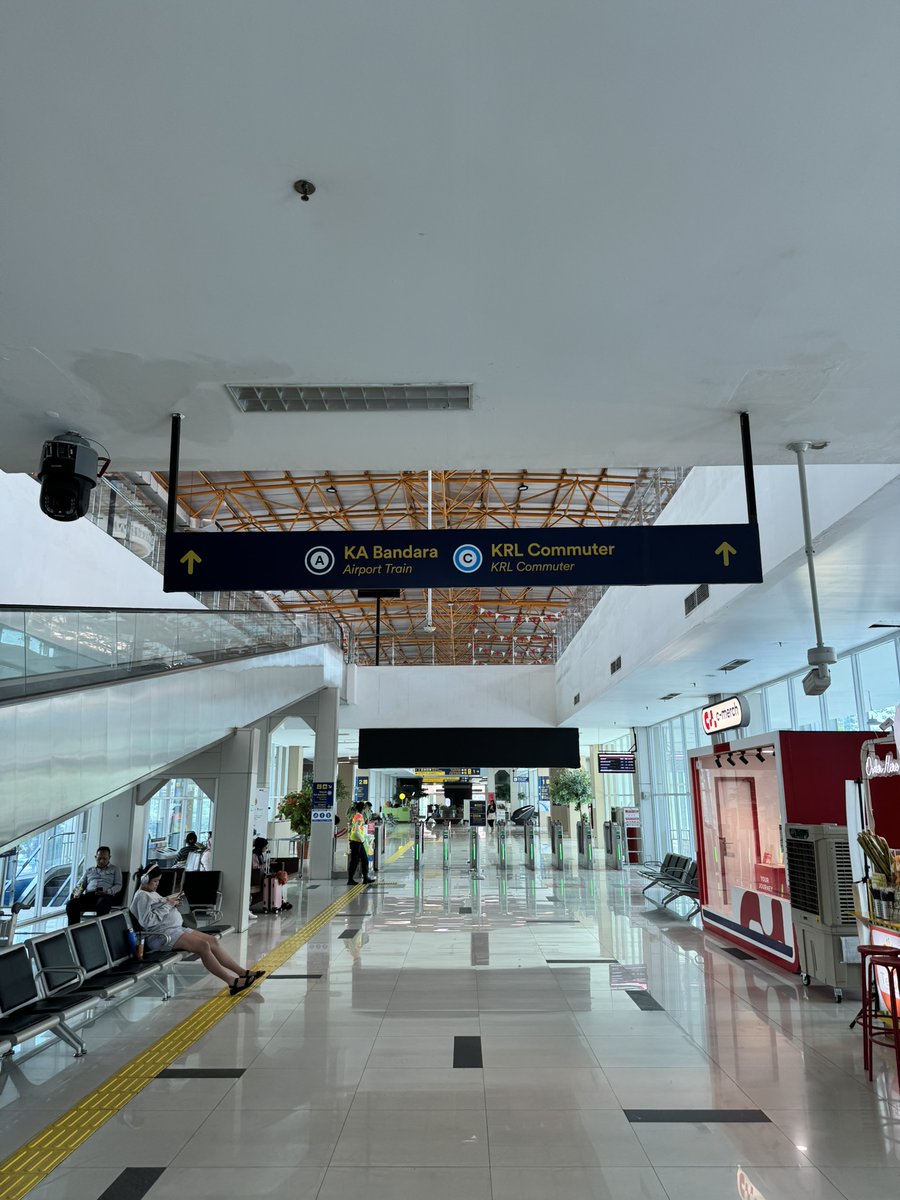 adriansyahyasin's tweet photo. Signage baru di BNI City yang saya desain akhirnya di pasang juga

Beberapa inspirasi dari elemen desain dari Tokyo jadi komponen desain baru di sini... https://t.co/o56FPU18KA