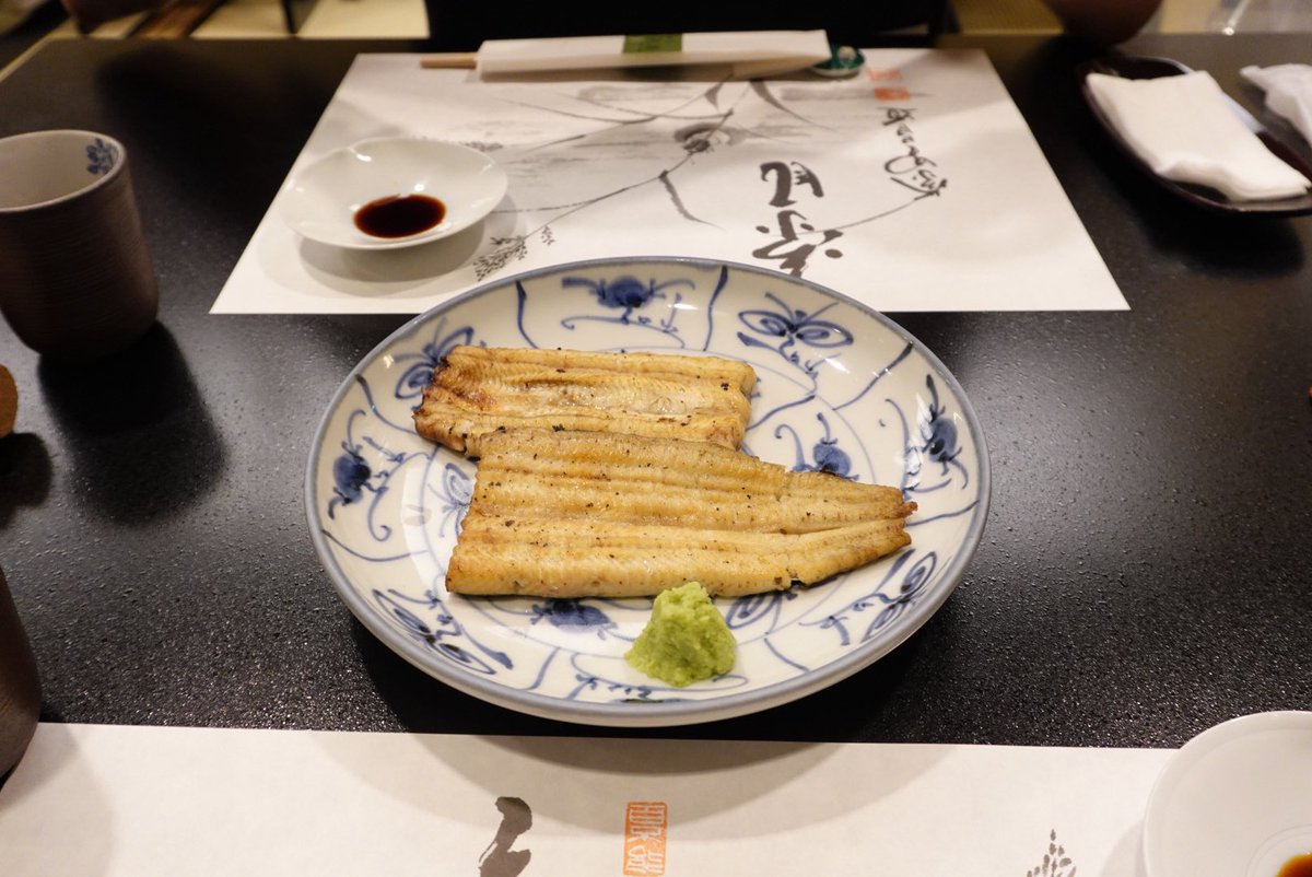 000anzu_'s tweet photo. 土用丑の日過ぎちゃったけどうなぎ食べたよ〜💫 https://t.co/amMfpwTQGj