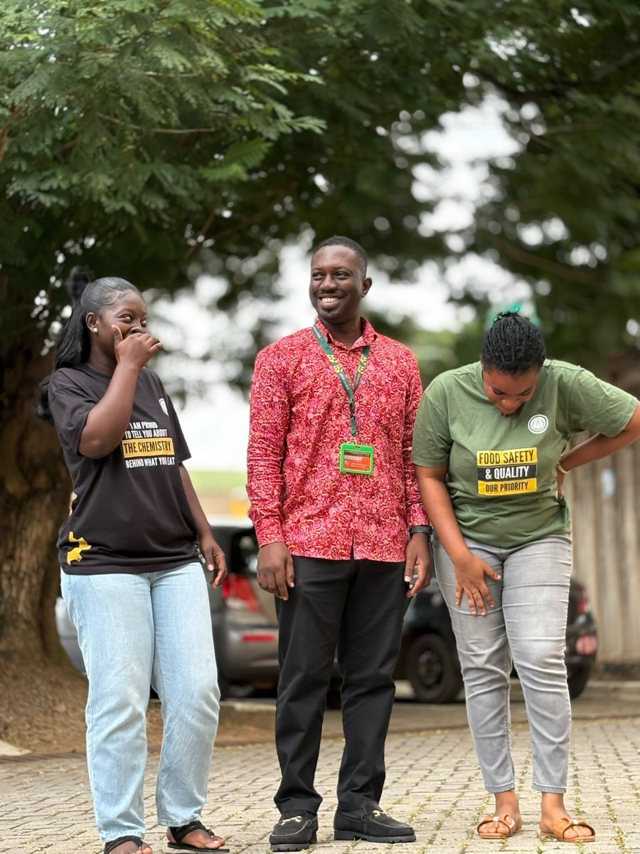 afsts_knust's tweet photo. 🔥AFSTS WEEK CELEBRATION🔥

And Guess who graced the occasion?..... *drum roll* 🥁🥁🥁

Dr. Pepraaaaa🥳🥳🥳😂😂👌
#afststothewiase #lecturer #happiness https://t.co/nmuAg5rqAR